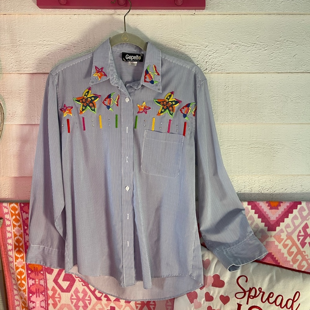 Beachy theme Pinstripe button down shirt Vintage